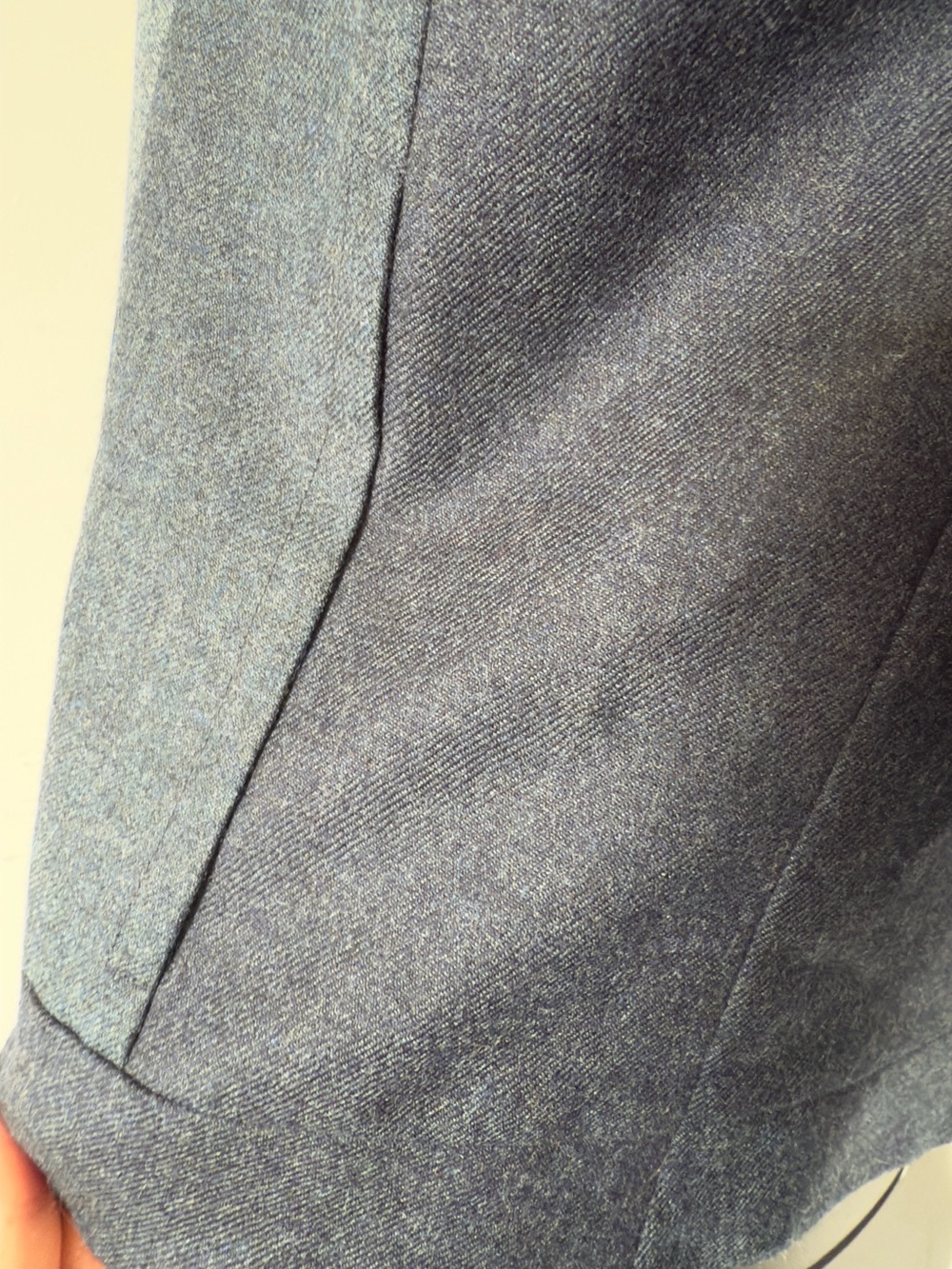 108. Simon Chang Wool Two-Tone Blue Zip Jacket - Picture 4 of 7